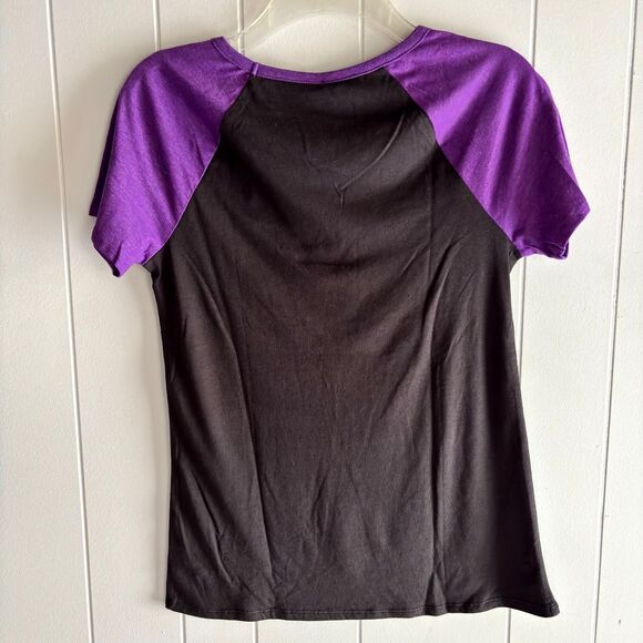 Disney Forever Spooky Woman XS Black T-Shirt Jack /Sally/ Zero Halloween #C - Picture 2 of 3